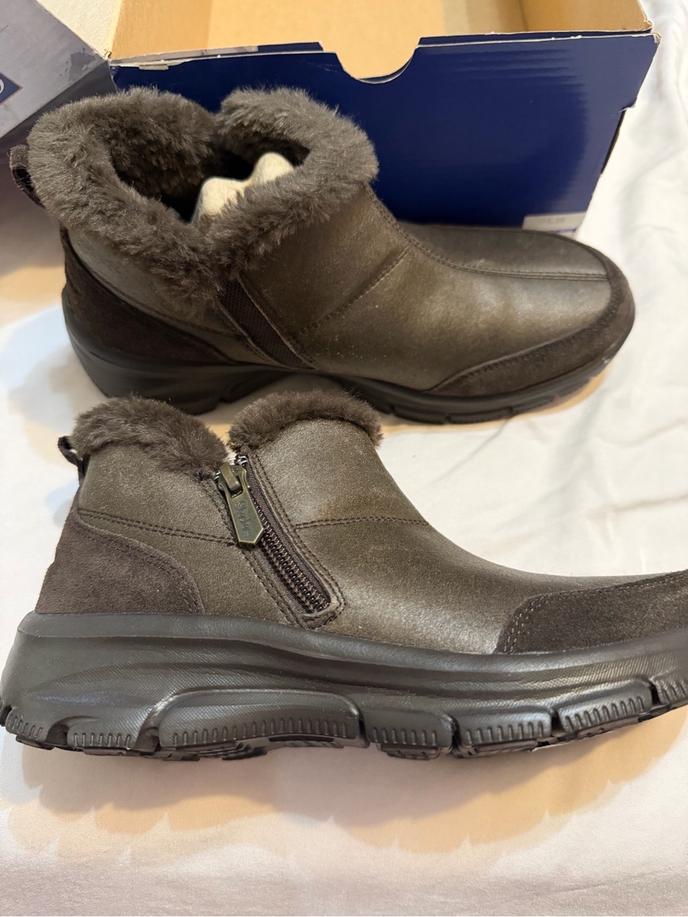 Skechers Women's Dark Brown Faux Fur Lined Ankle Boots